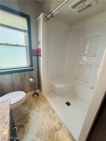 24346 Paradise Lane Euclid OH 44123