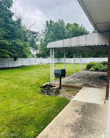 24346 Paradise Lane Euclid OH 44123