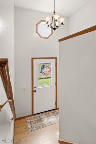 6055 Apple Street Louisville OH 44641