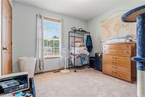 6055 Apple Street Louisville OH 44641