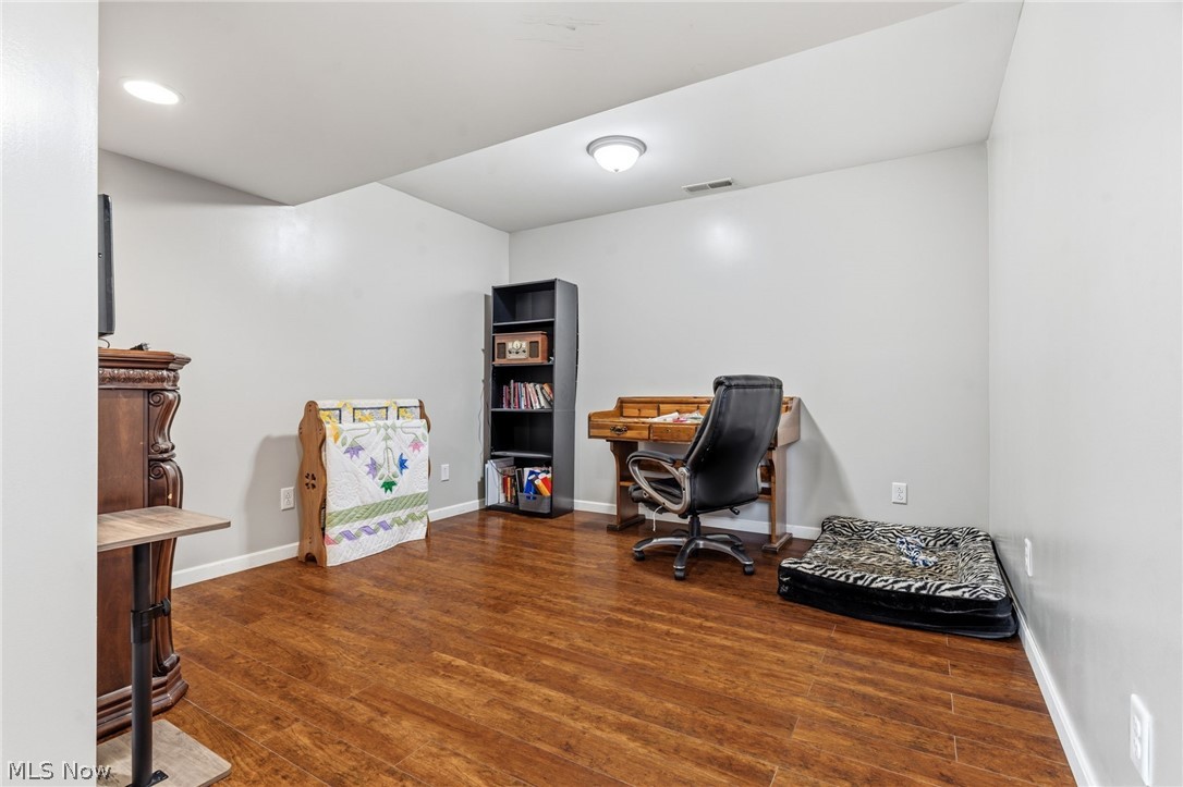 6055 Apple Street Louisville OH 44641