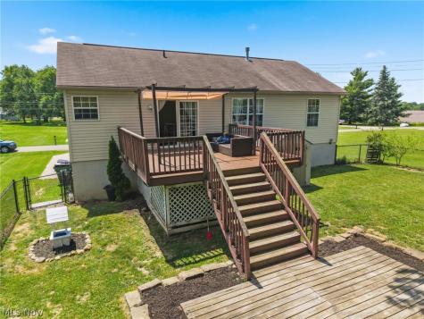6055 Apple Street Louisville OH 44641