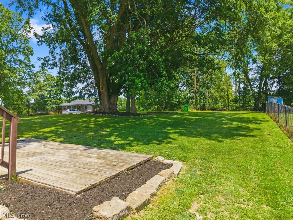 6055 Apple Street Louisville OH 44641