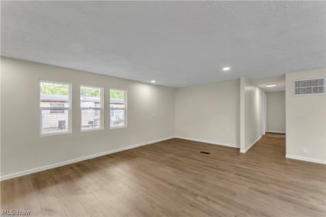 78 Bass Court Lagrange OH 44050