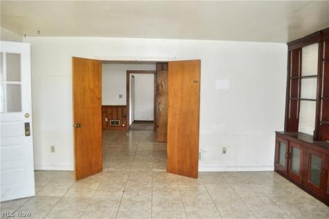 5872 Main Street Peninsula OH 44264