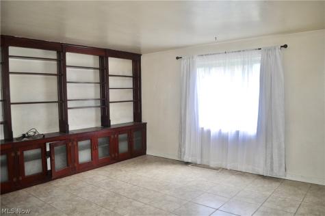 5872 Main Street Peninsula OH 44264