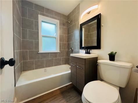 13629 Granger Road Garfield Heights OH 44125