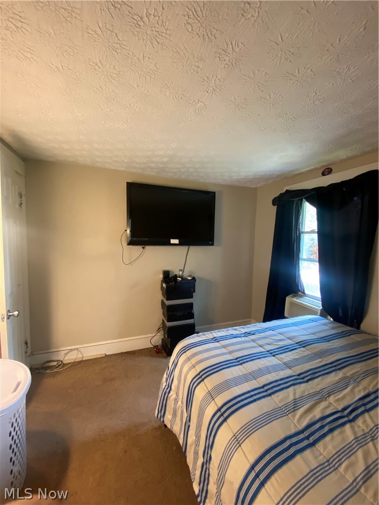 1536 E 195th Street Euclid OH 44117