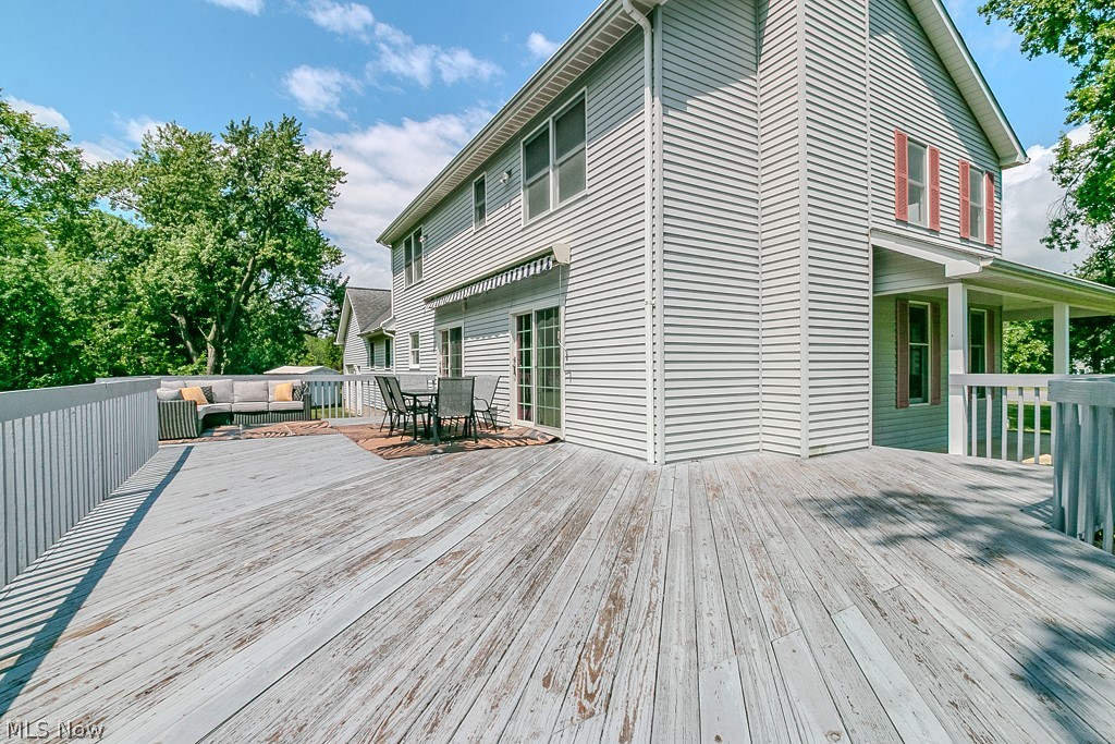 8555 Red Oak Drive Chesterland OH 44026