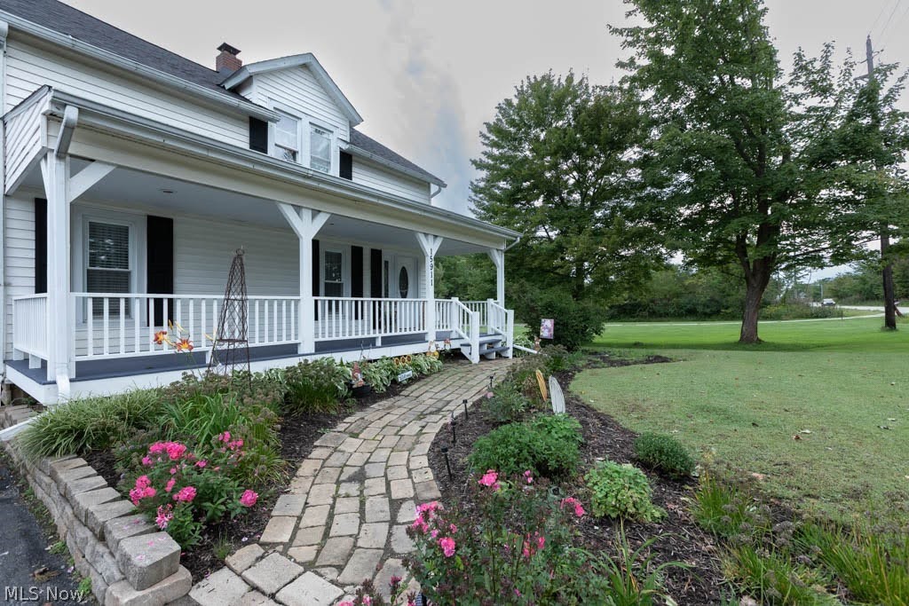 15911 Gar Highway Montville OH 44064