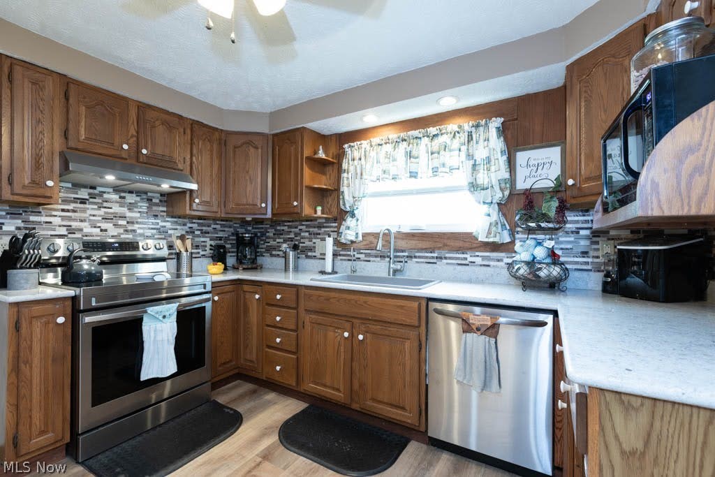 15911 Gar Highway Montville OH 44064