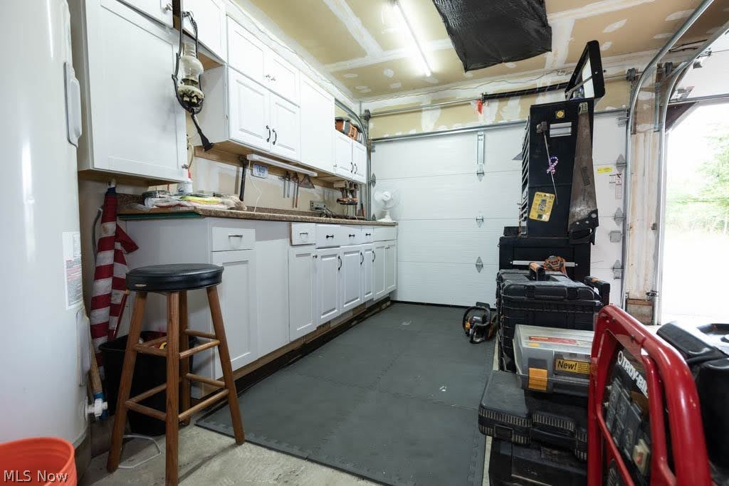 15911 Gar Highway Montville OH 44064