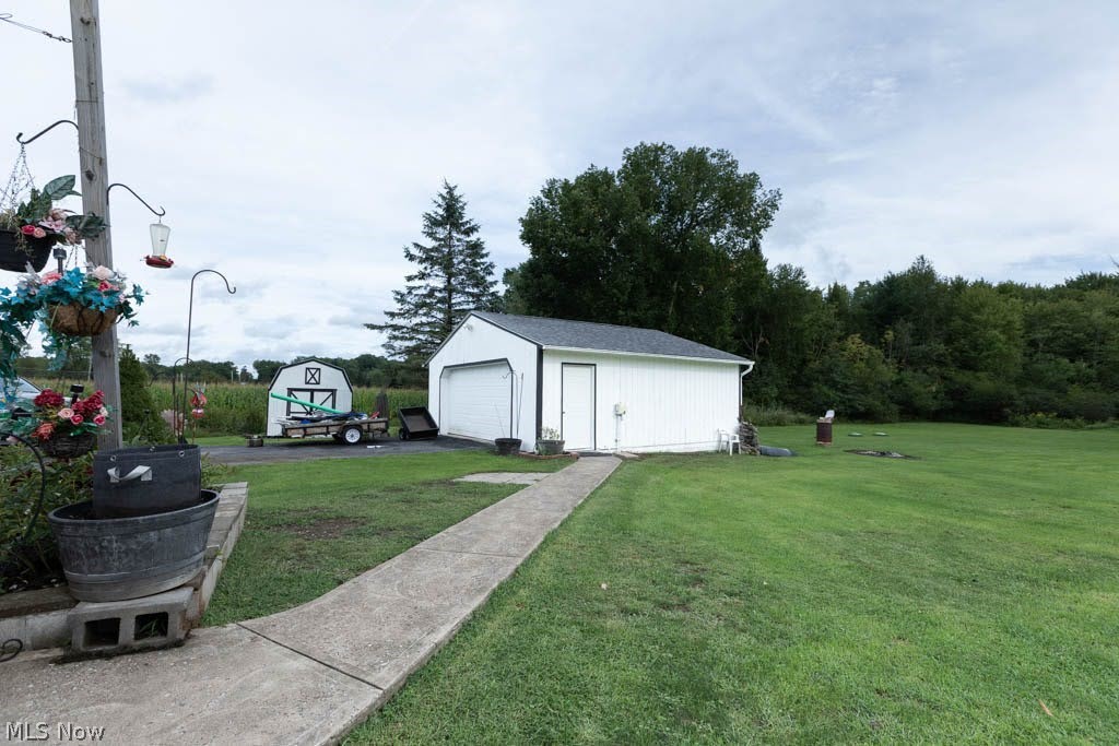 15911 Gar Highway Montville OH 44064