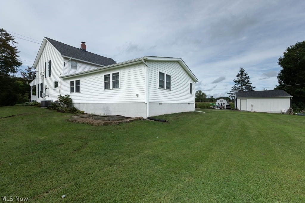 15911 Gar Highway Montville OH 44064