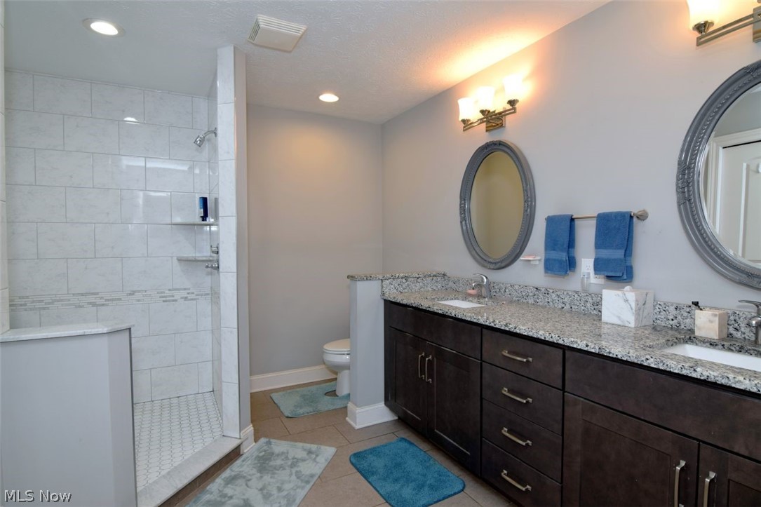 10797 Meadowgrass Road Strongsville OH 44149