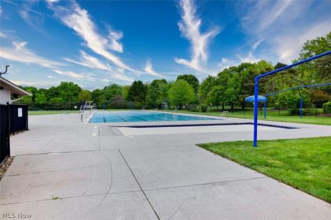10797 Meadowgrass Road Strongsville OH 44149