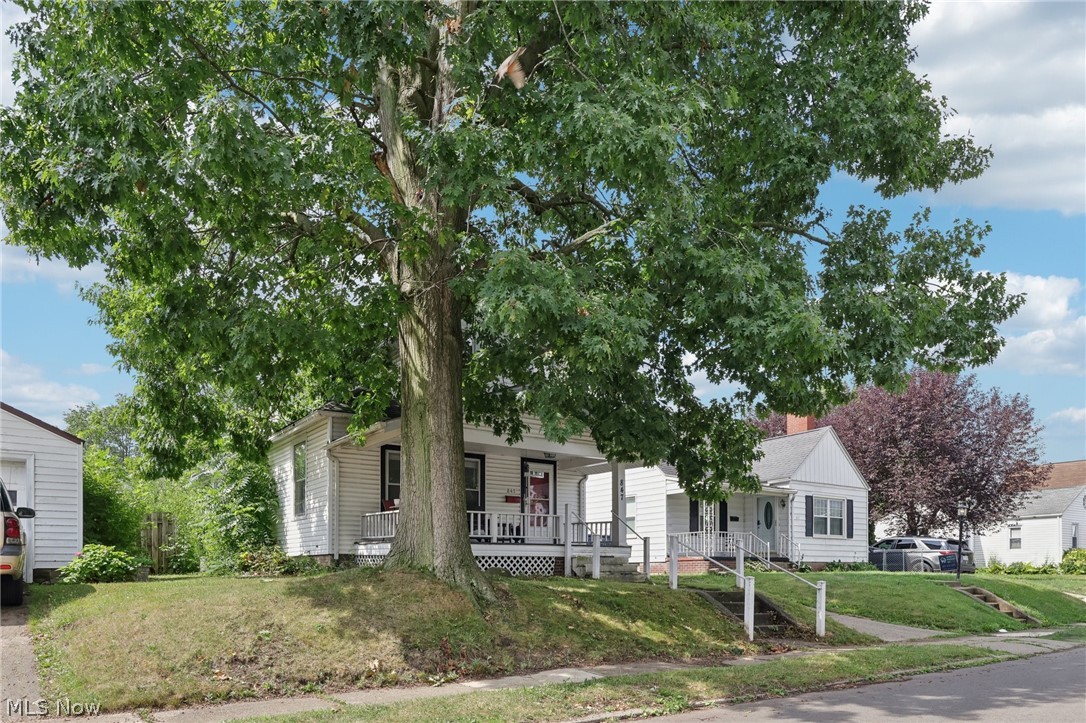 847 Sheffield Avenue NE Massillon OH 44646