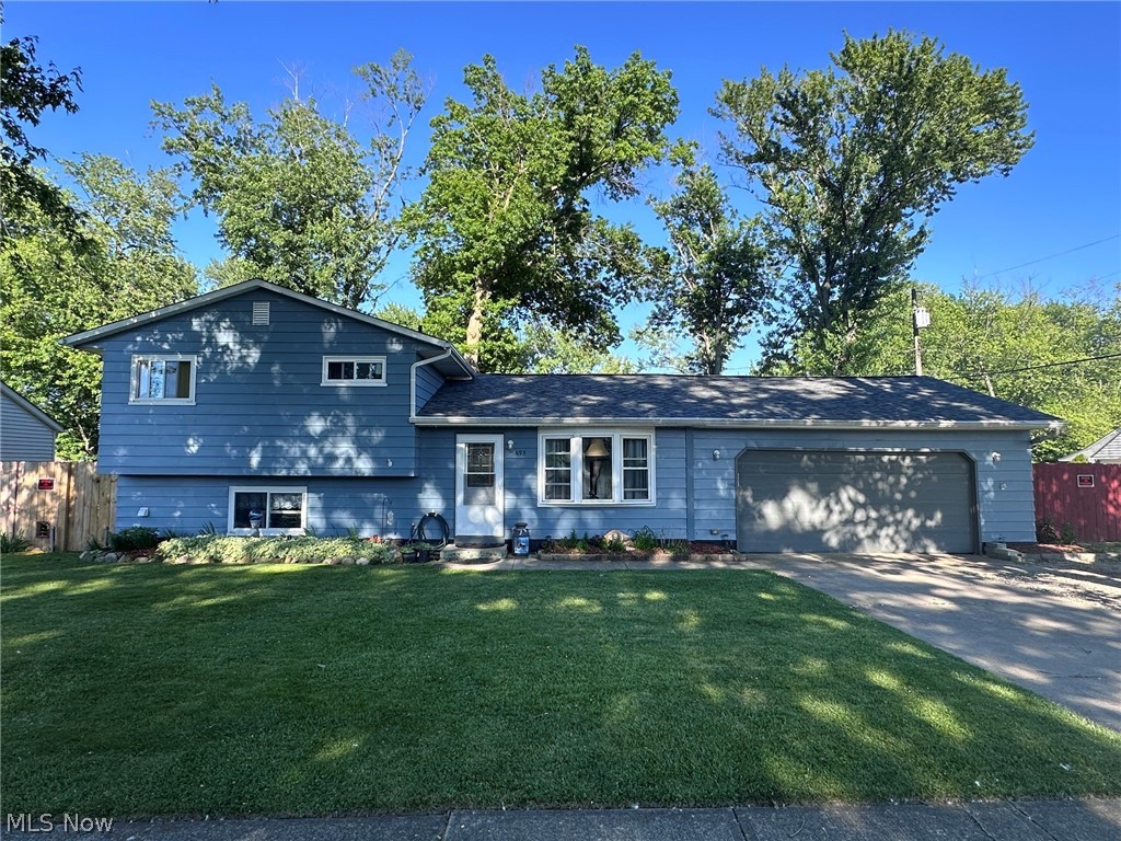 693 Hollywood Avenue Sheffield OH 44054