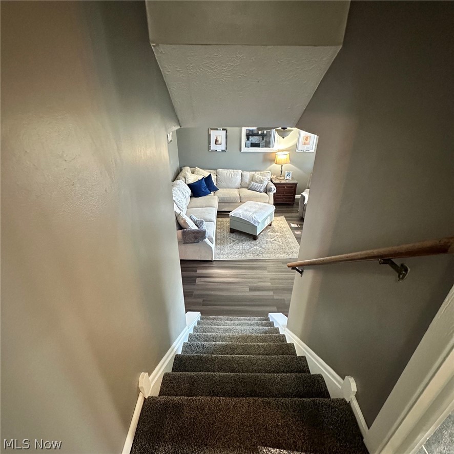 693 Hollywood Avenue Sheffield OH 44054