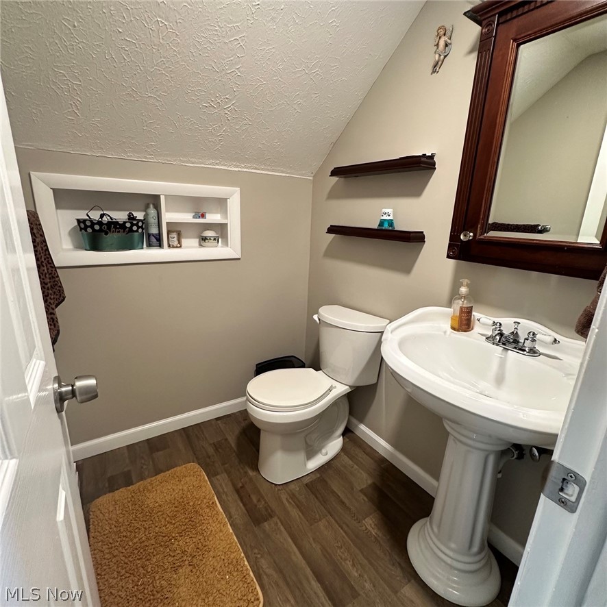 693 Hollywood Avenue Sheffield OH 44054