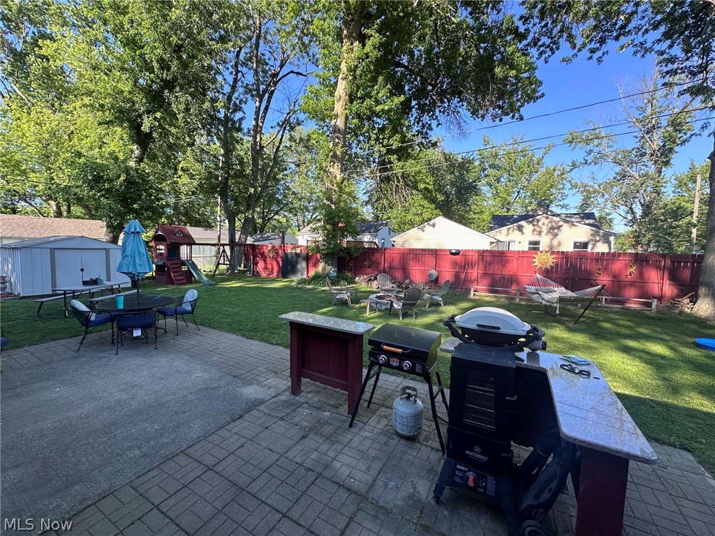 693 Hollywood Avenue Sheffield OH 44054