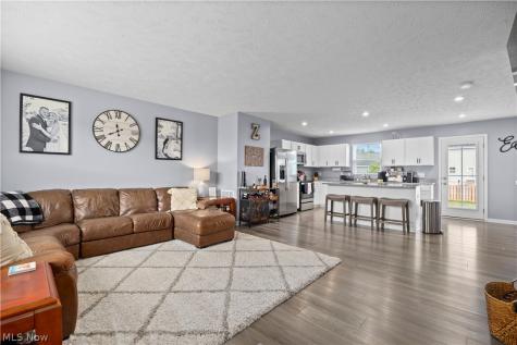 169 River Run Drive Elyria OH 44035