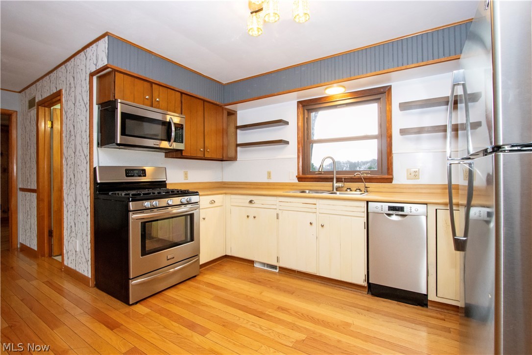 4225 Covert Road Perrysville OH 44864
