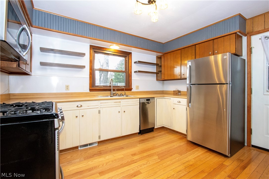 4225 Covert Road Perrysville OH 44864