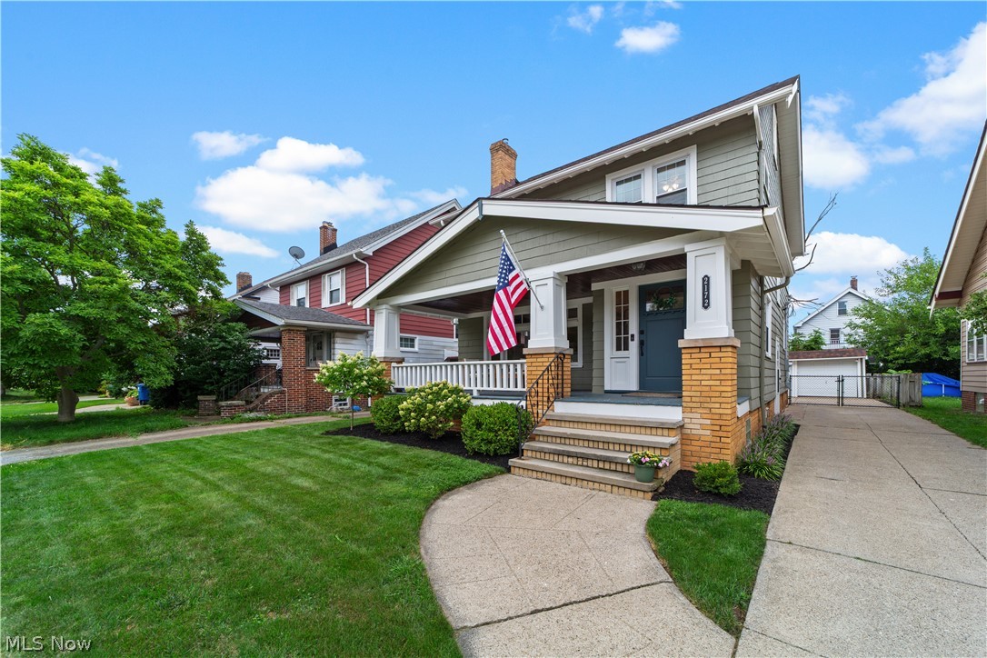 2172 Northland Avenue Lakewood OH 44107