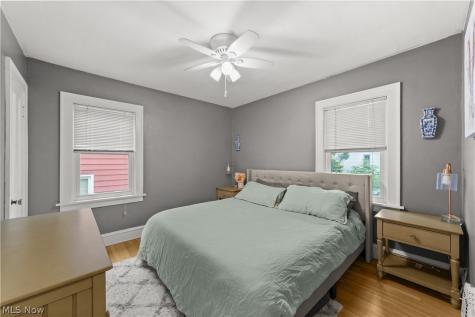 2172 Northland Avenue Lakewood OH 44107