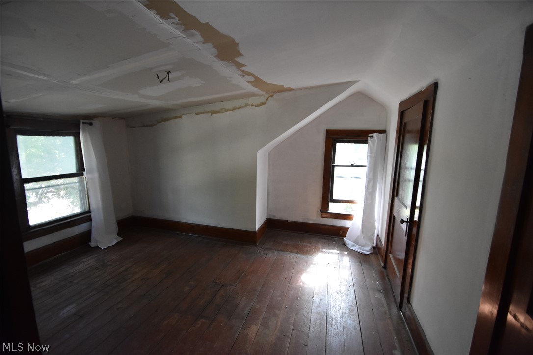 438 Bennington Avenue Youngstown OH 44505
