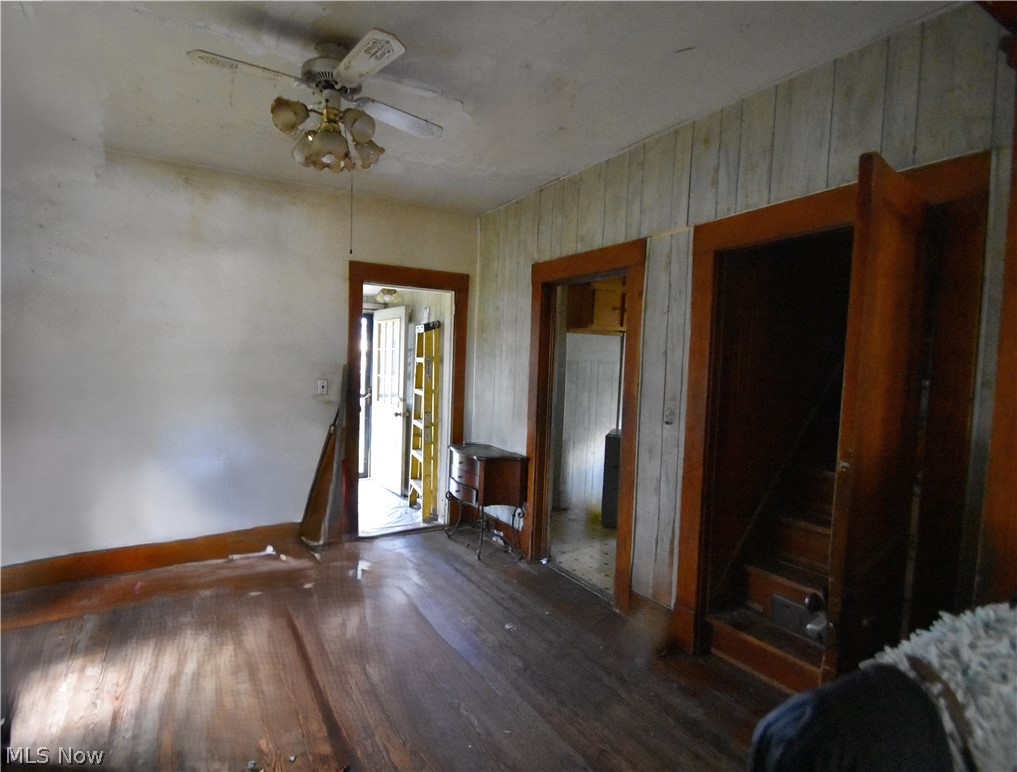 438 Bennington Avenue Youngstown OH 44505