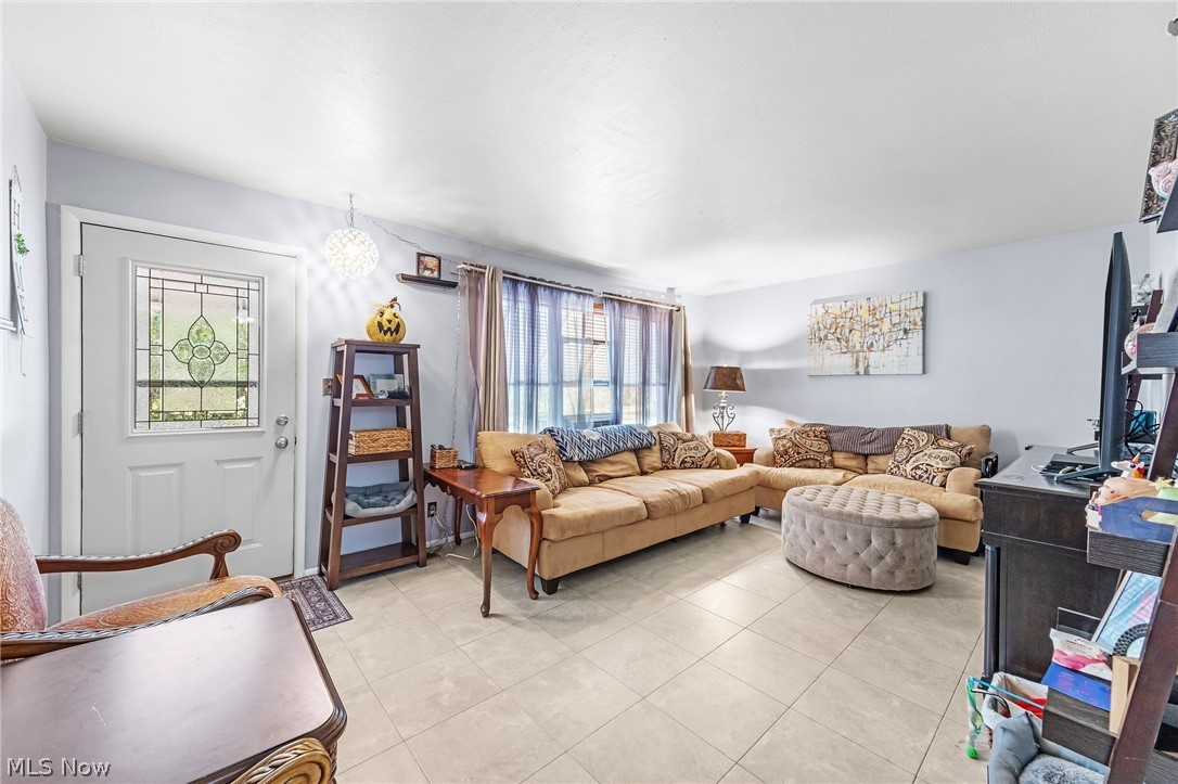 13099 Dorothy Drive Chesterland OH 44026