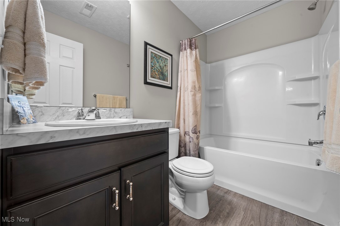 4510 Weathervane Drive Lorain OH 44053