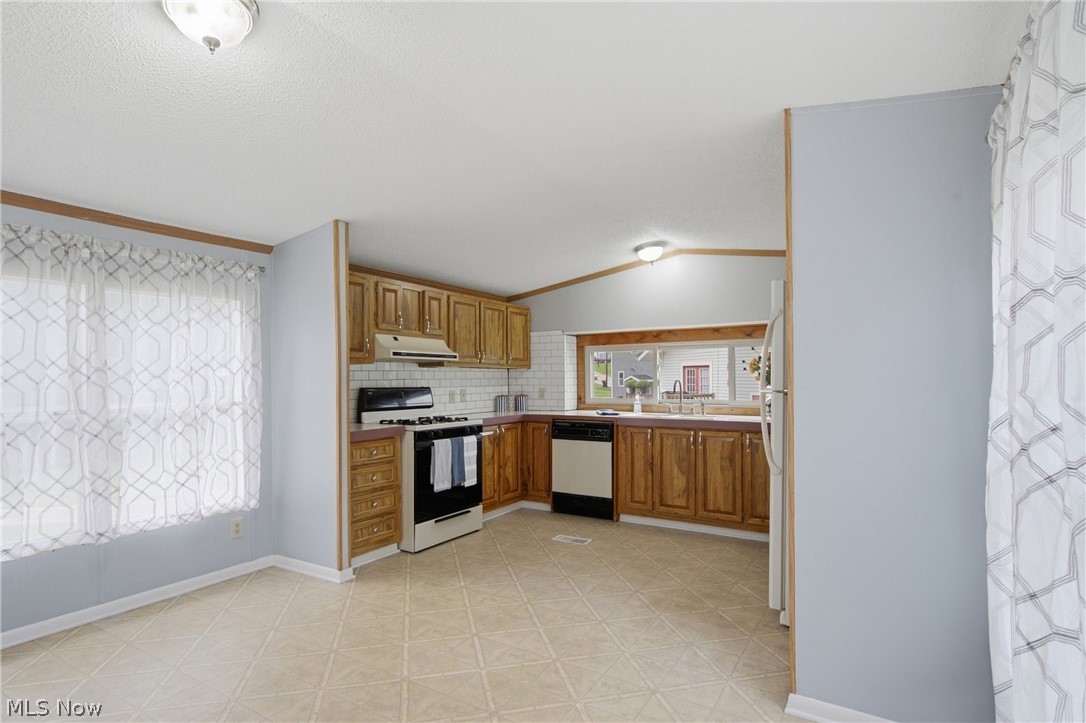 1820 Adamsville Road Zanesville OH 43701
