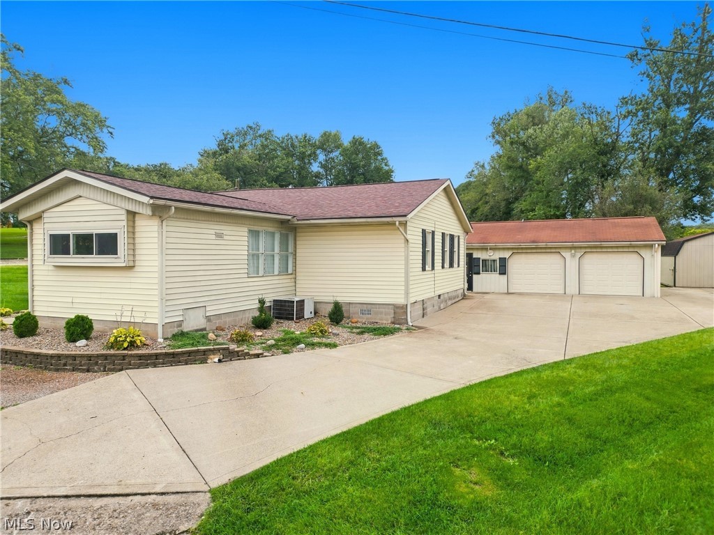 1820 Adamsville Road Zanesville OH 43701