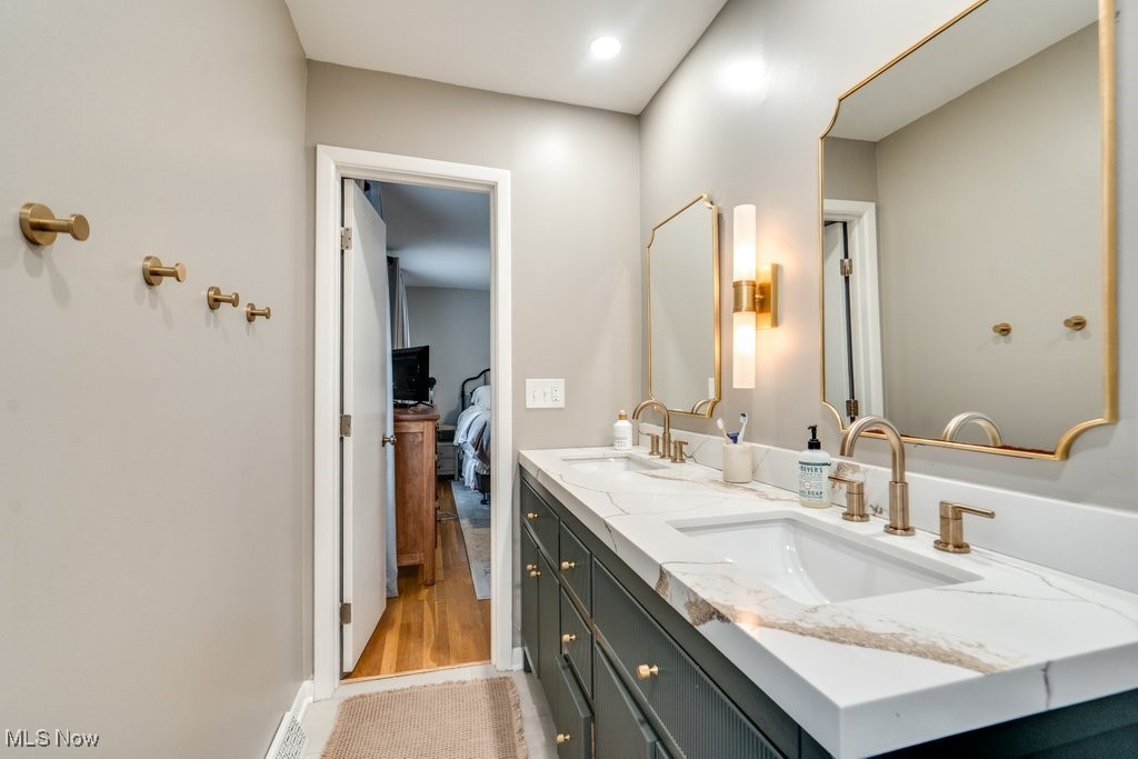 1861 Ashley Drive Hudson OH 44236