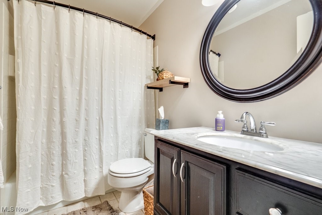 1861 Ashley Drive Hudson OH 44236