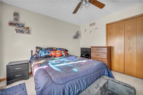 5698 Halwick Drive Ravenna OH 44266
