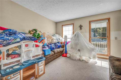 5698 Halwick Drive Ravenna OH 44266
