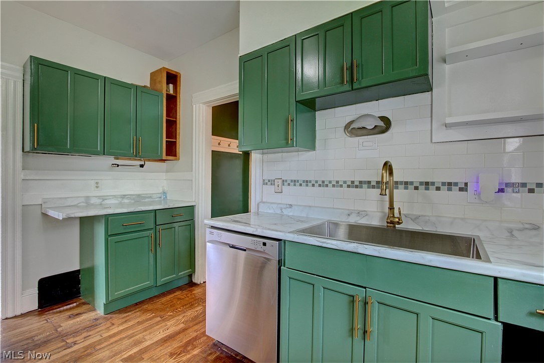 4096 W 160th Street Cleveland OH 44135