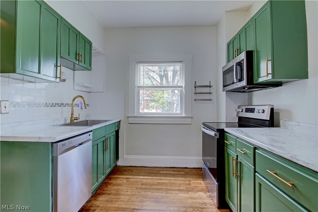 4096 W 160th Street Cleveland OH 44135