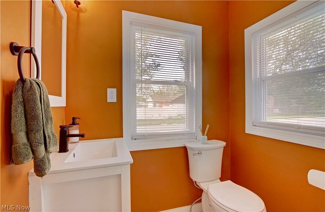 4096 W 160th Street Cleveland OH 44135
