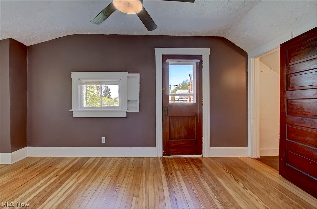 4096 W 160th Street Cleveland OH 44135