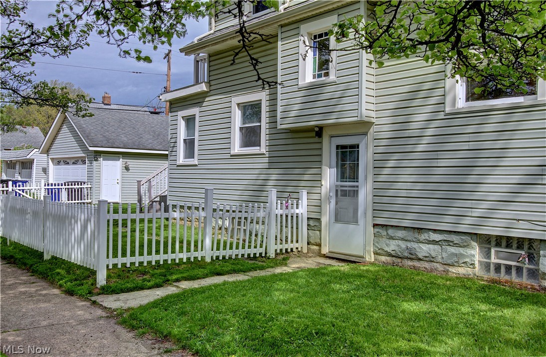 4096 W 160th Street Cleveland OH 44135
