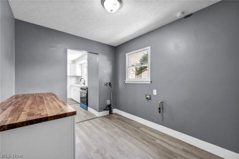 4613 Meadow Lane Lorain OH 44055