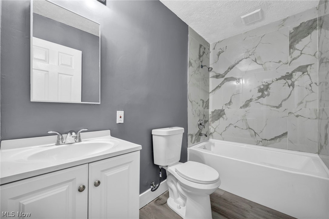 4613 Meadow Lane Lorain OH 44055
