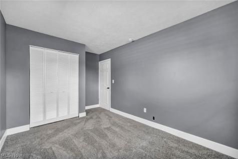 4613 Meadow Lane Lorain OH 44055