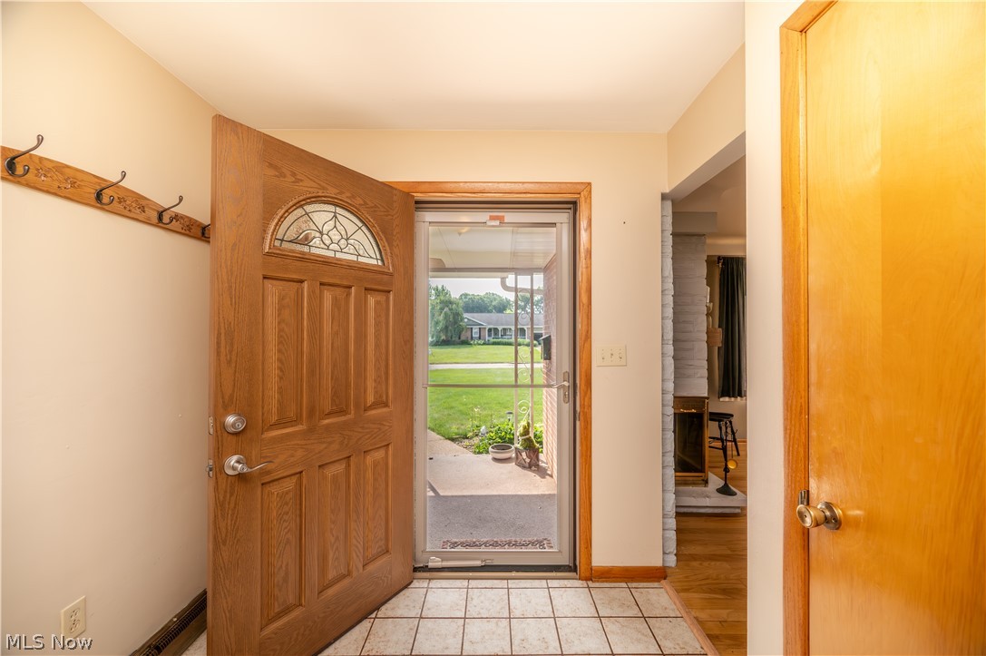 1788 Lancaster Drive Austintown OH 44511