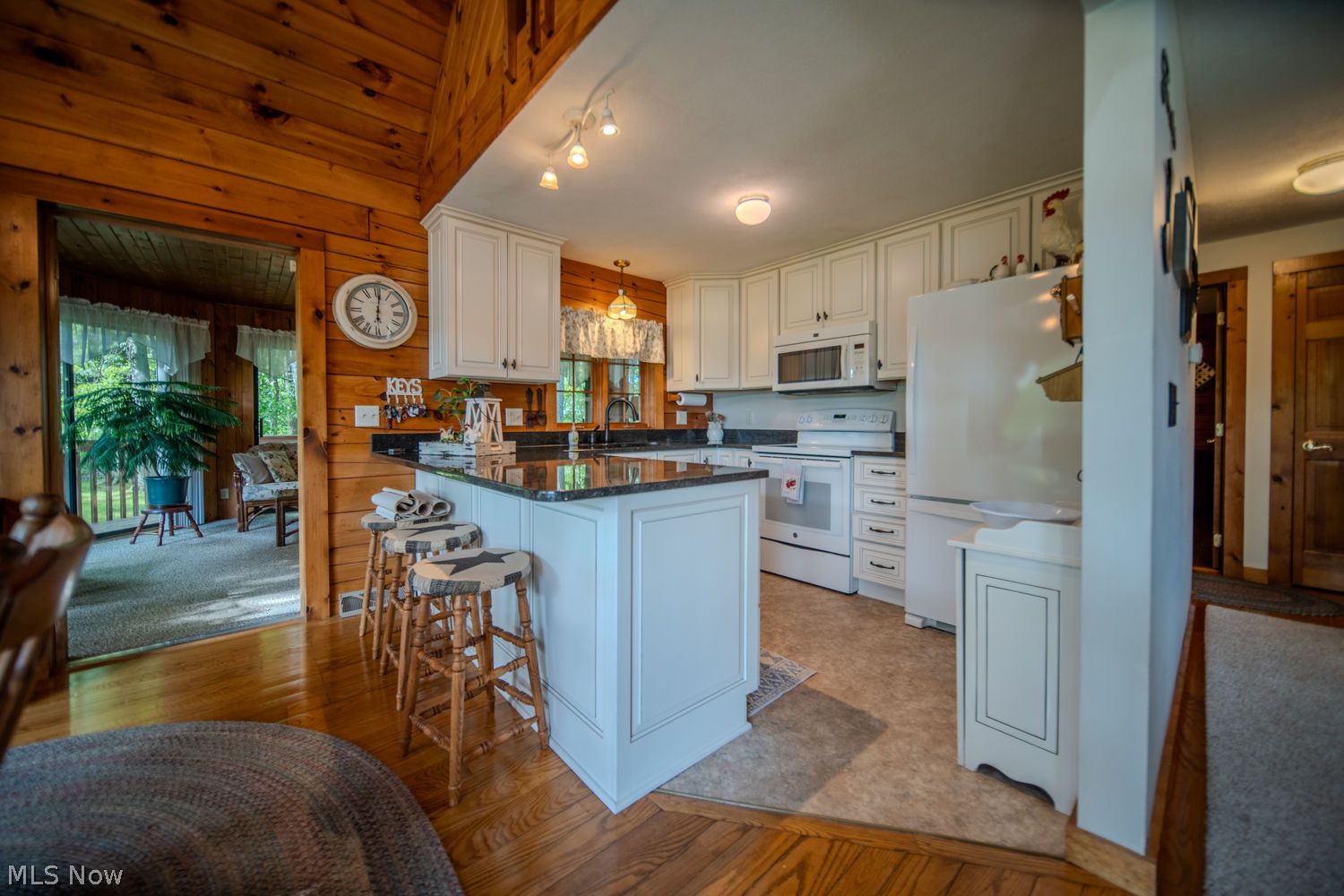 8205 Peck Road Ravenna OH 44266